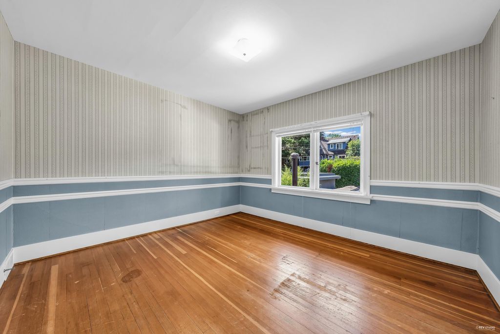 listing image 1109103393626243277