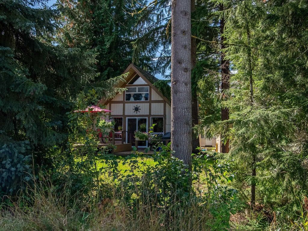 listing image 1108103491651610240