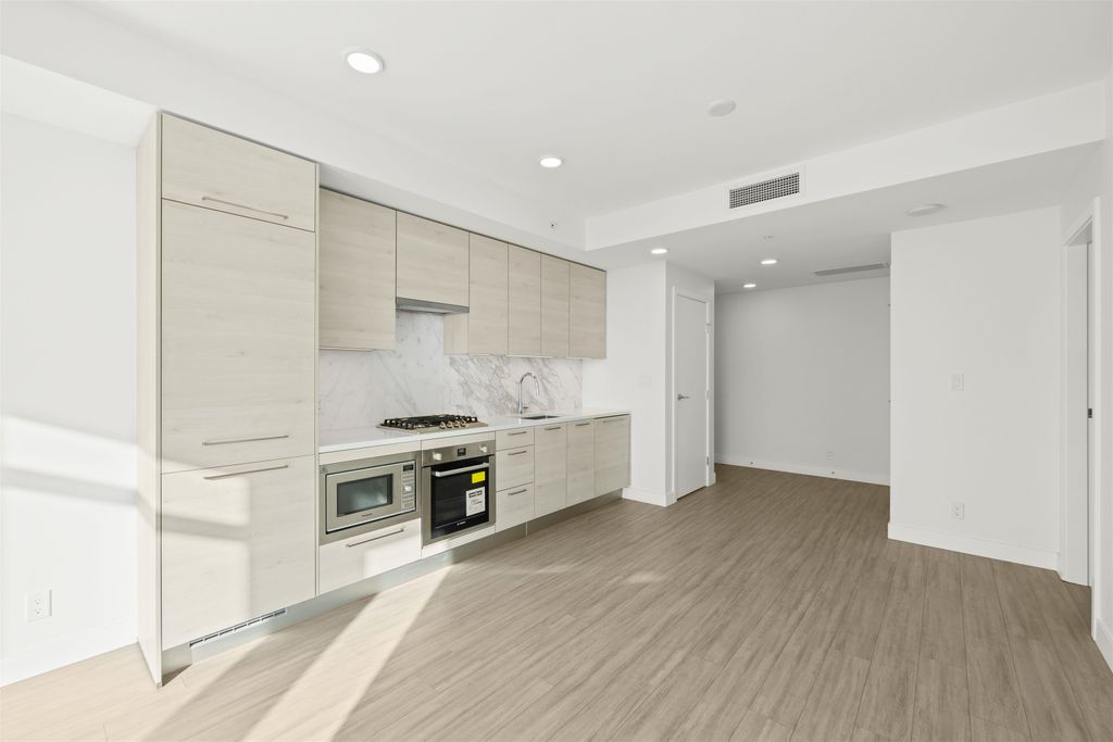 listing image 1100871743123031014
