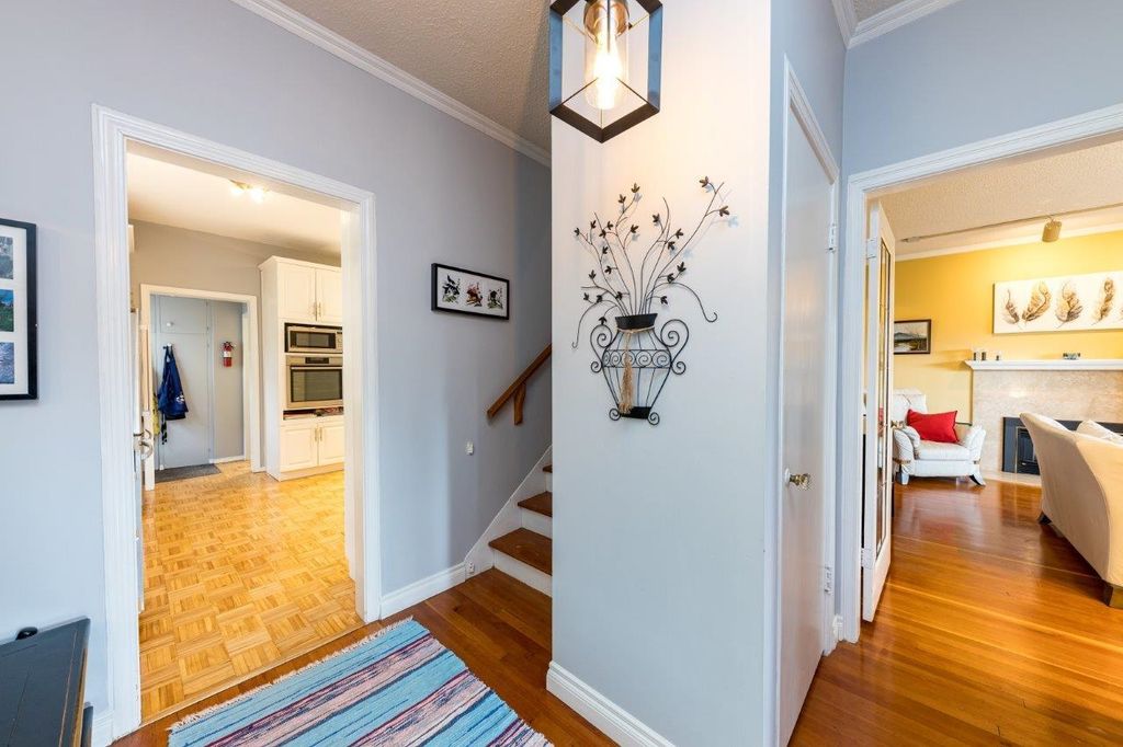 listing image 1108178071924582619