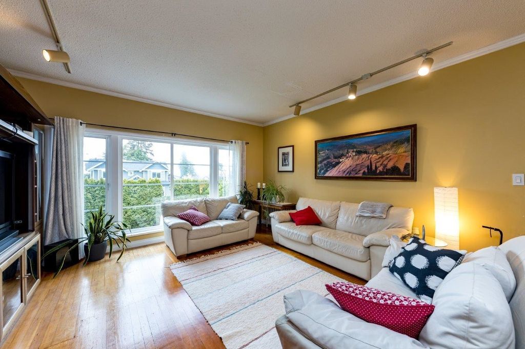 listing image 1105822411403693237