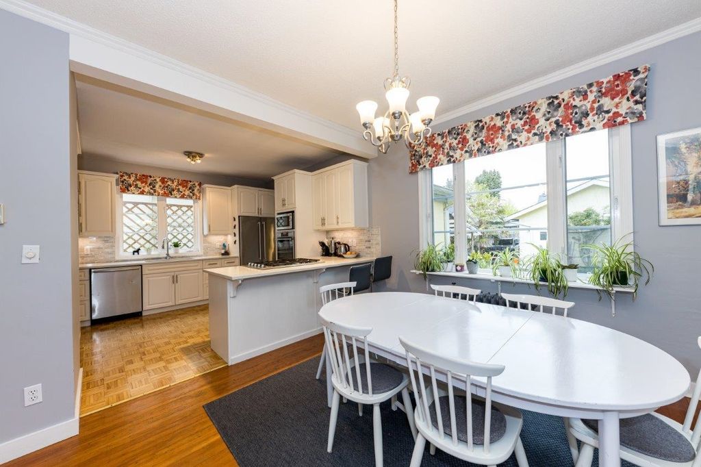 listing image 1102403904515098074