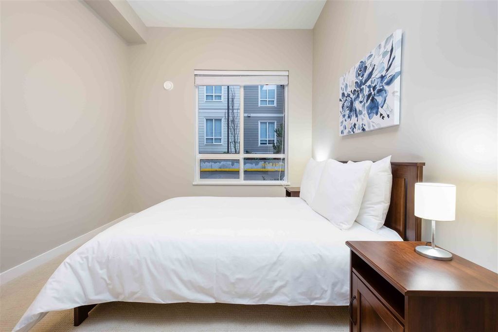 listing image 1107023147036196938