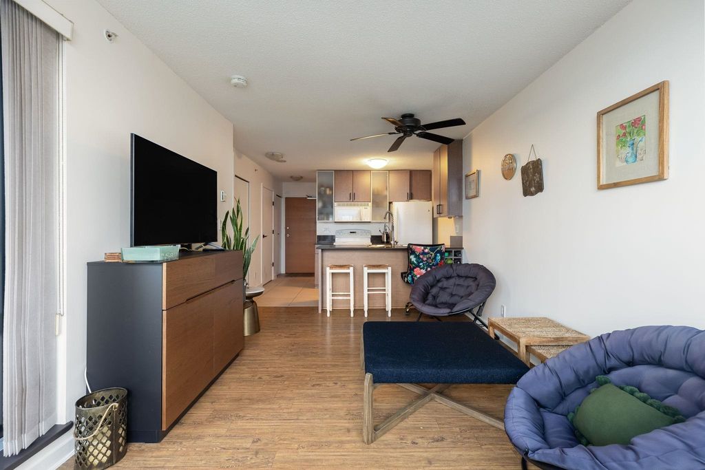 listing image 1104787993164007970