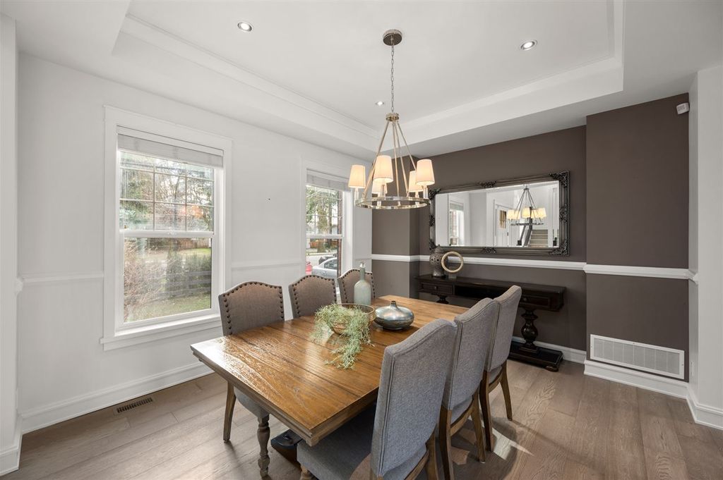 listing image 1103045027010733082