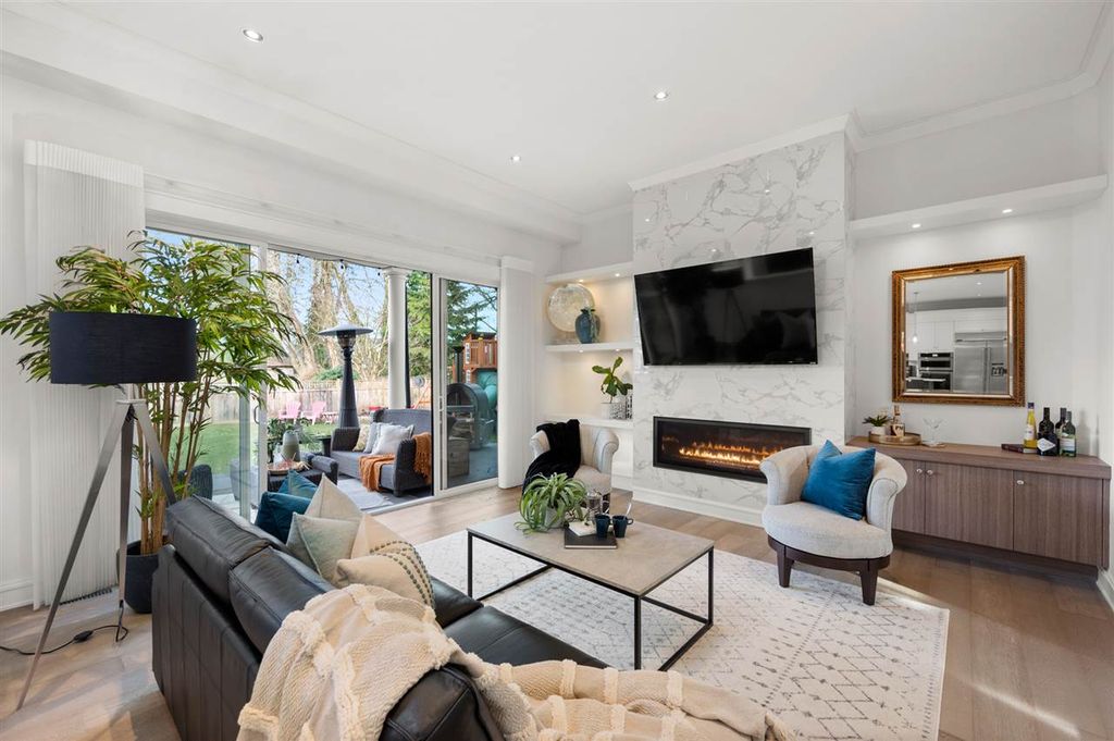 listing image 1108400618116545181