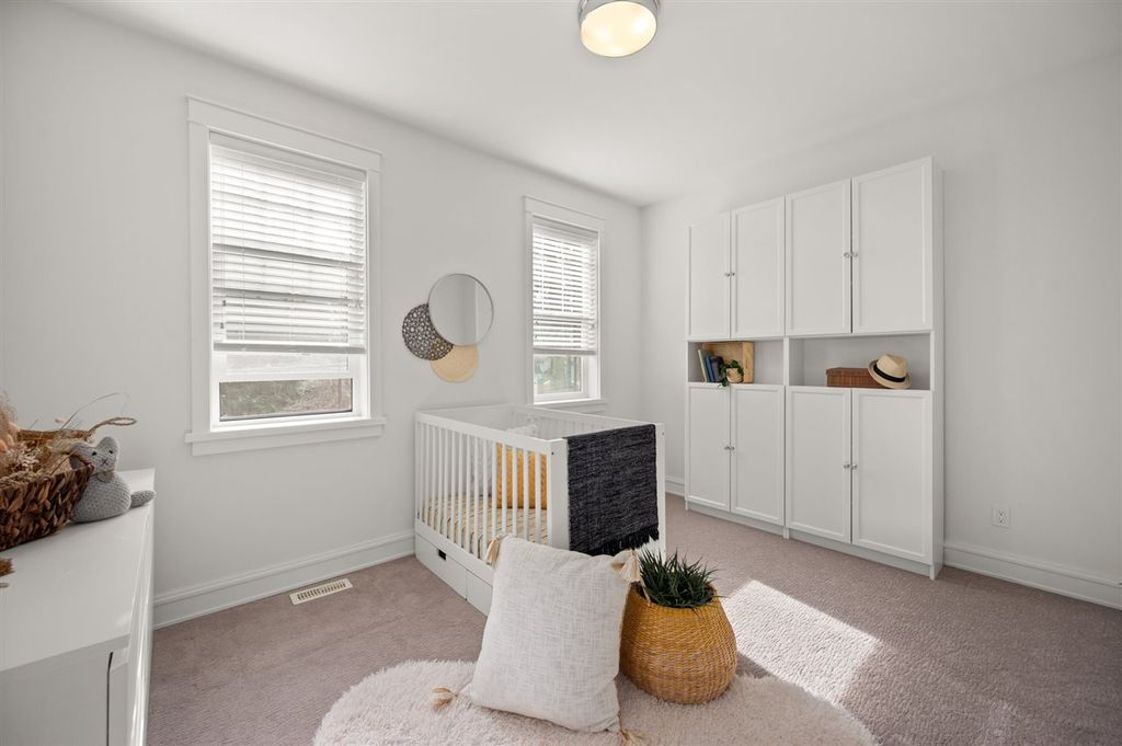 listing image 1108914844285711223