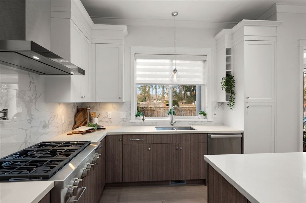 listing image 1108815435754422607