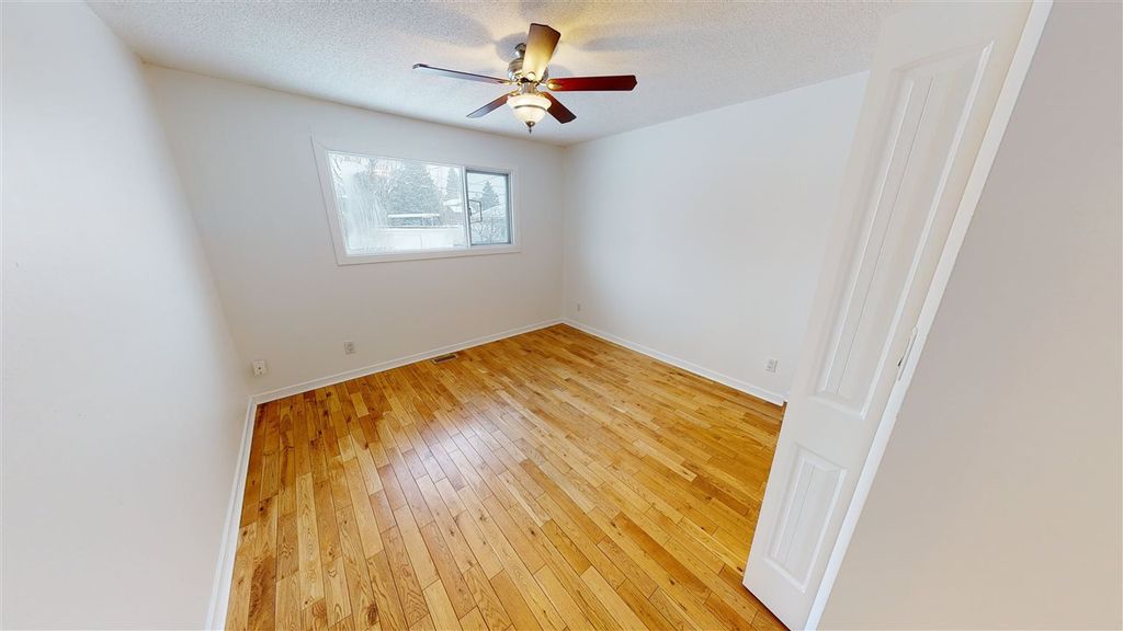 listing image 1103512618358347277