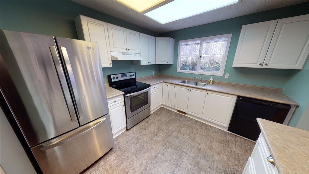 listing image 1100434847813092221