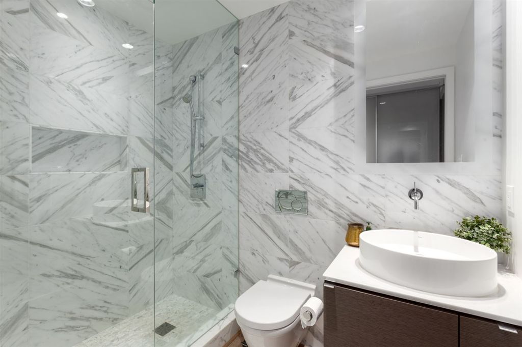 listing image 1108815201070048074