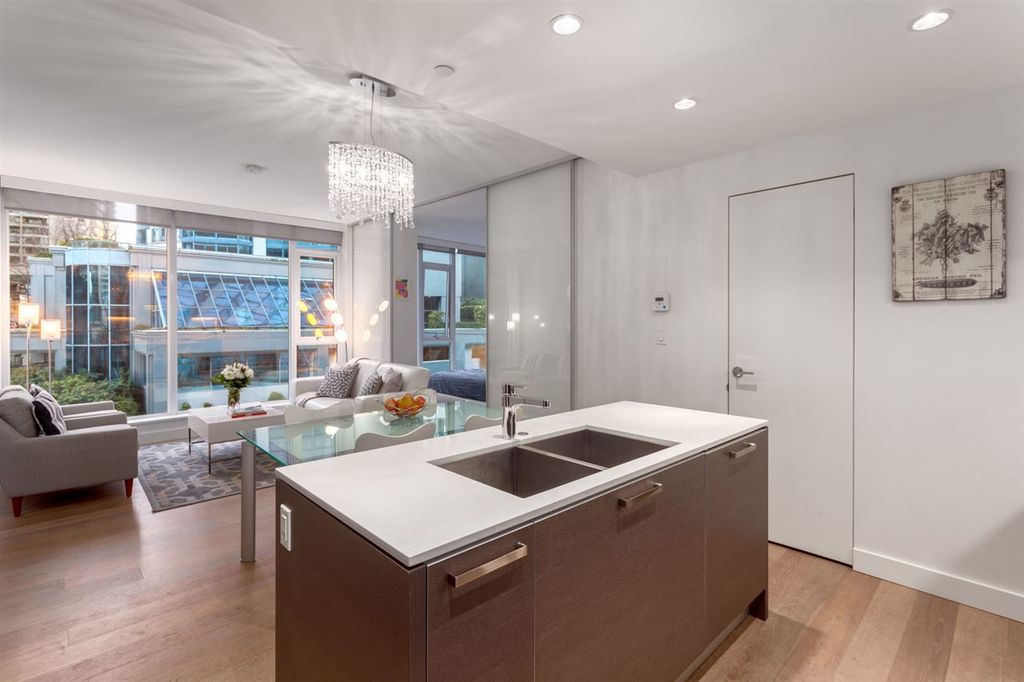 listing image 1105447932608590309