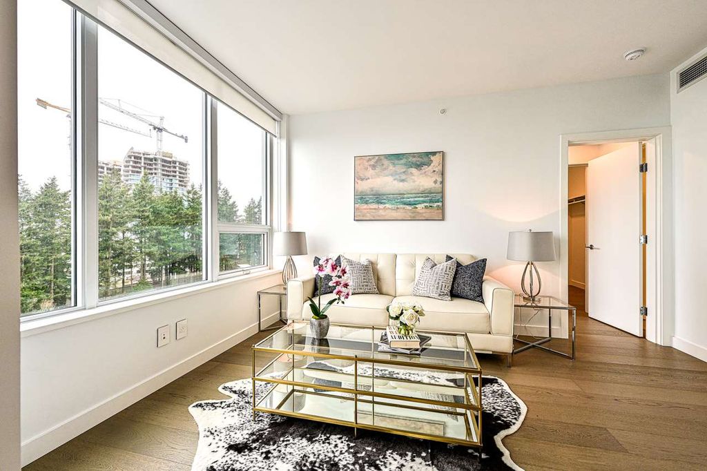 listing image 1107312685777348101