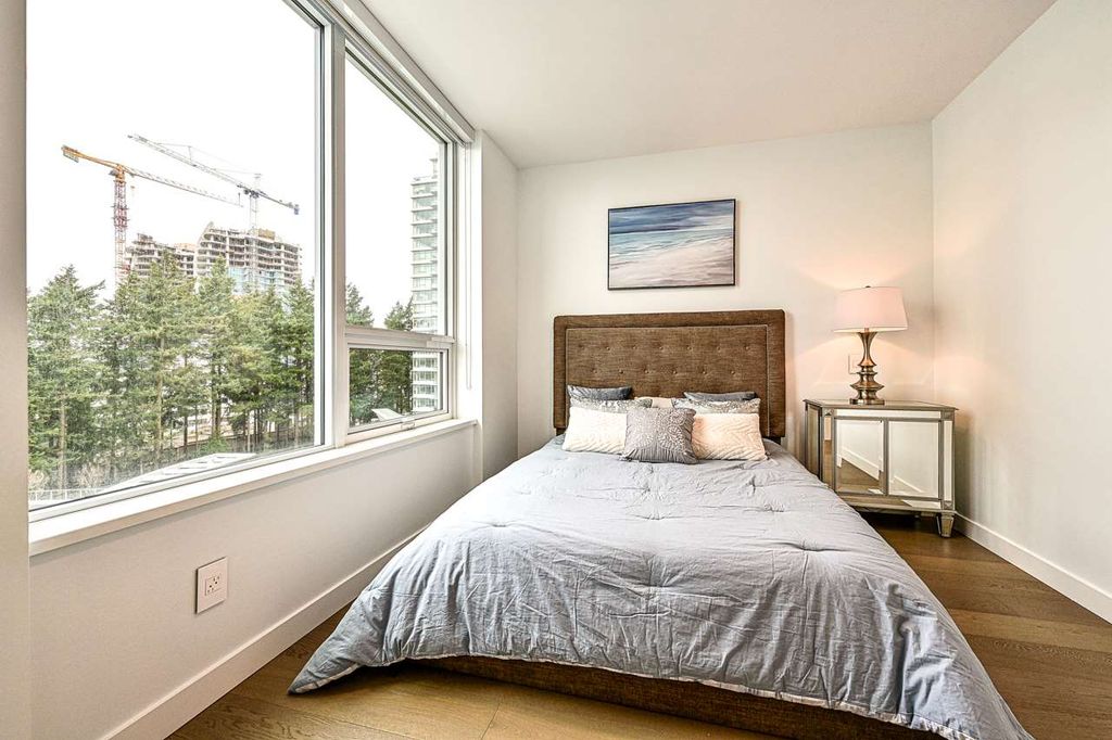 listing image 1106168708967703545