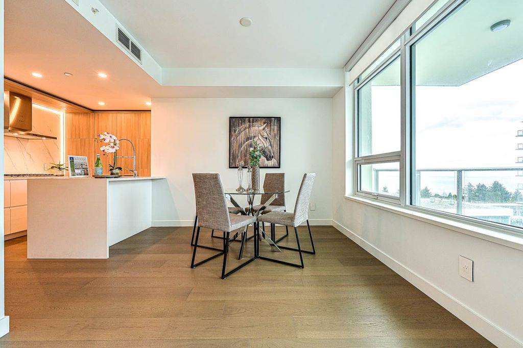 listing image 1100011487852535411