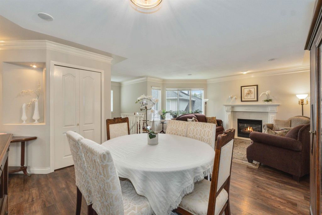 listing image 1106236783634091800