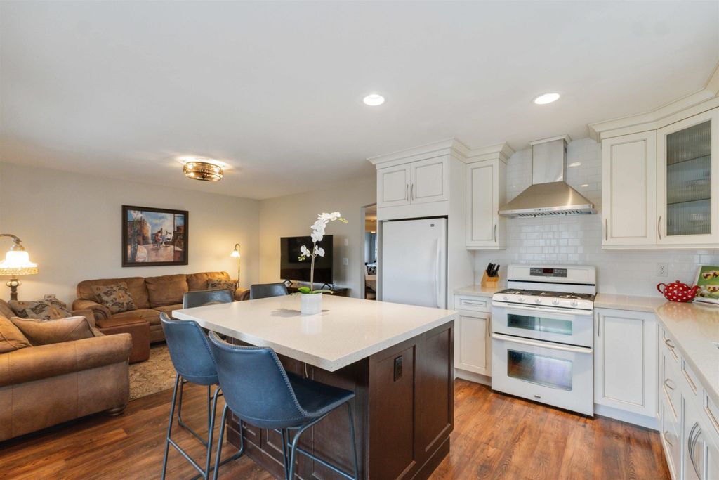 listing image 1109454810267511358