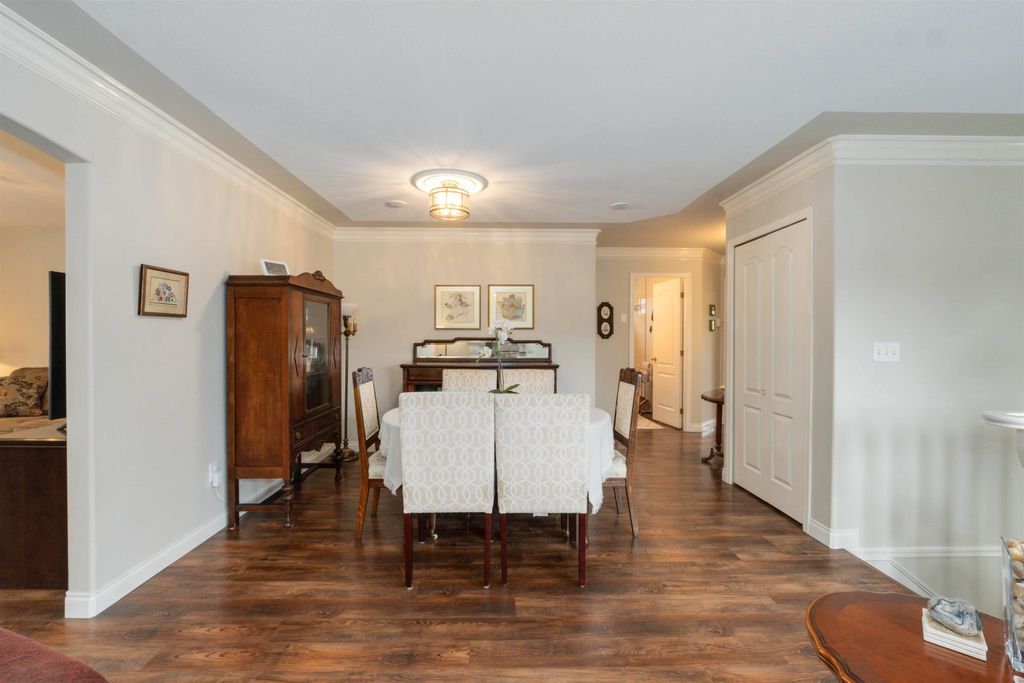 listing image 1101062547530021477