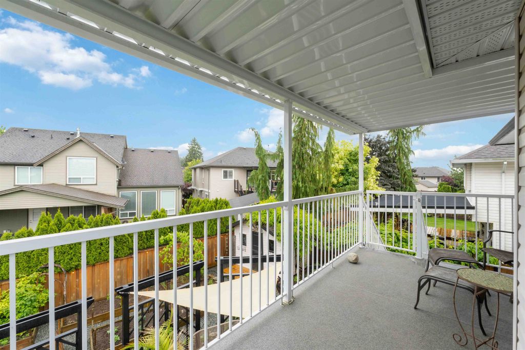 listing image 1106900287608569971
