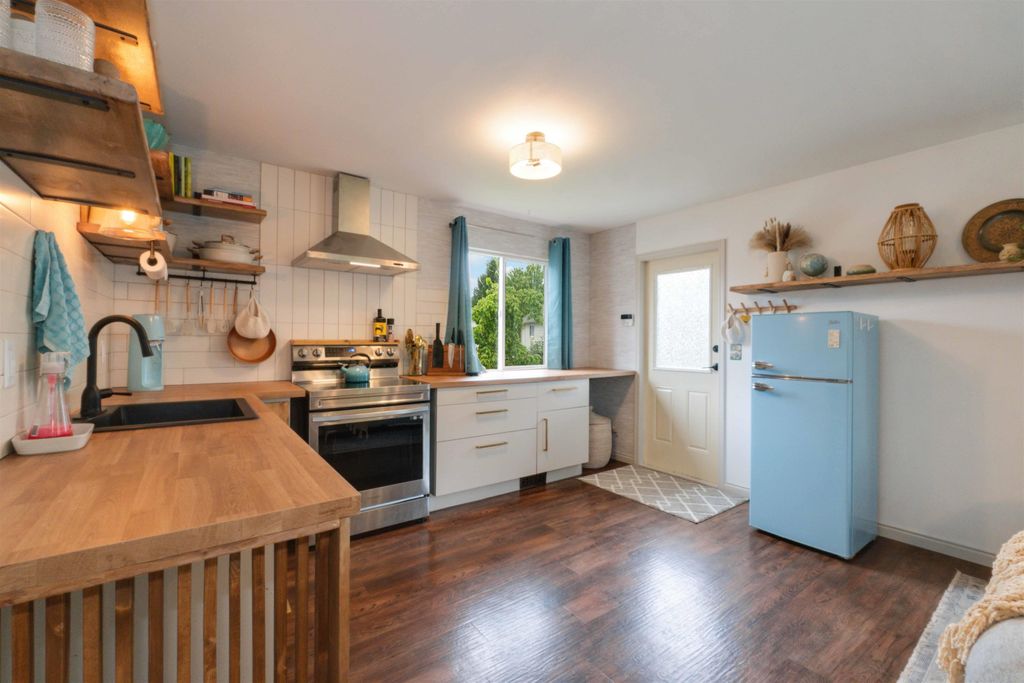 listing image 1108952633129069784