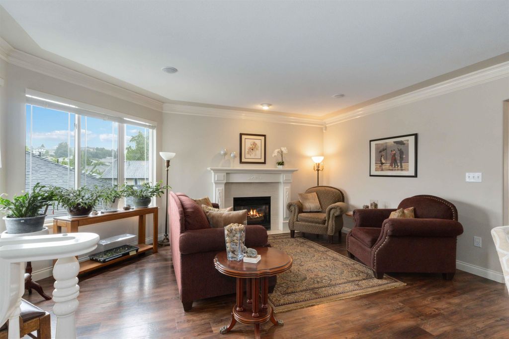 listing image 1103234658679009214
