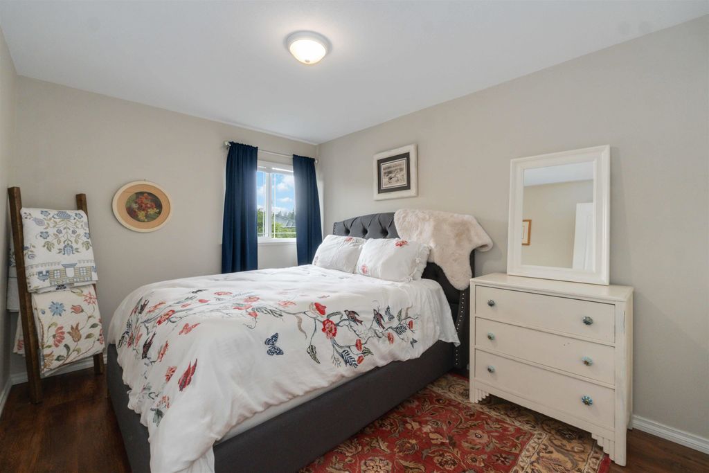 listing image 1102748192631830552