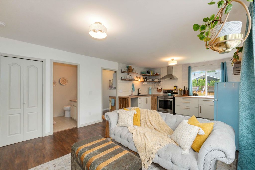 listing image 1106556034185546699