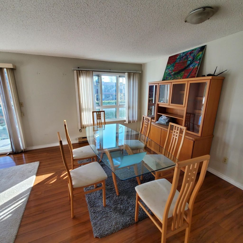 listing image 1103107169443649167