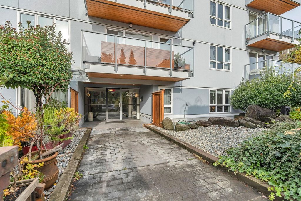 listing image 1108864136418203807