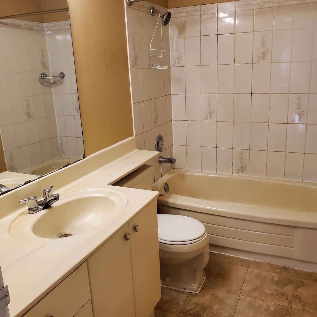 listing image 1100460665448548369