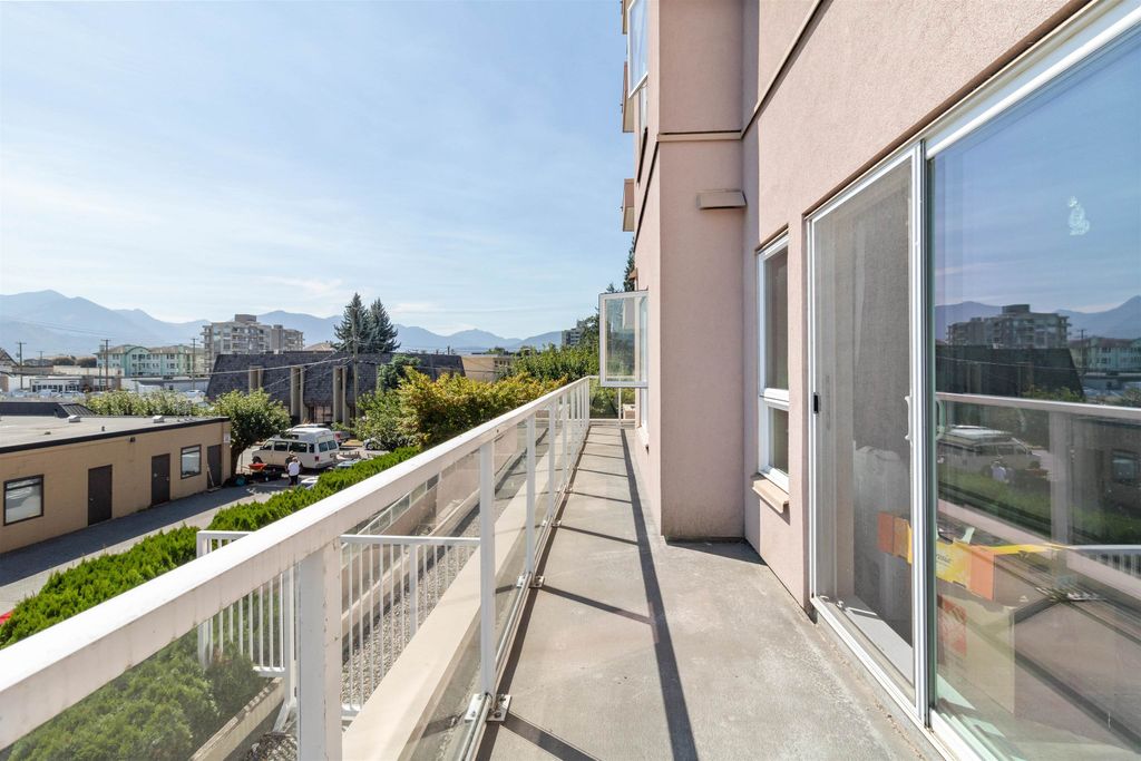 listing image 1107084471160940314