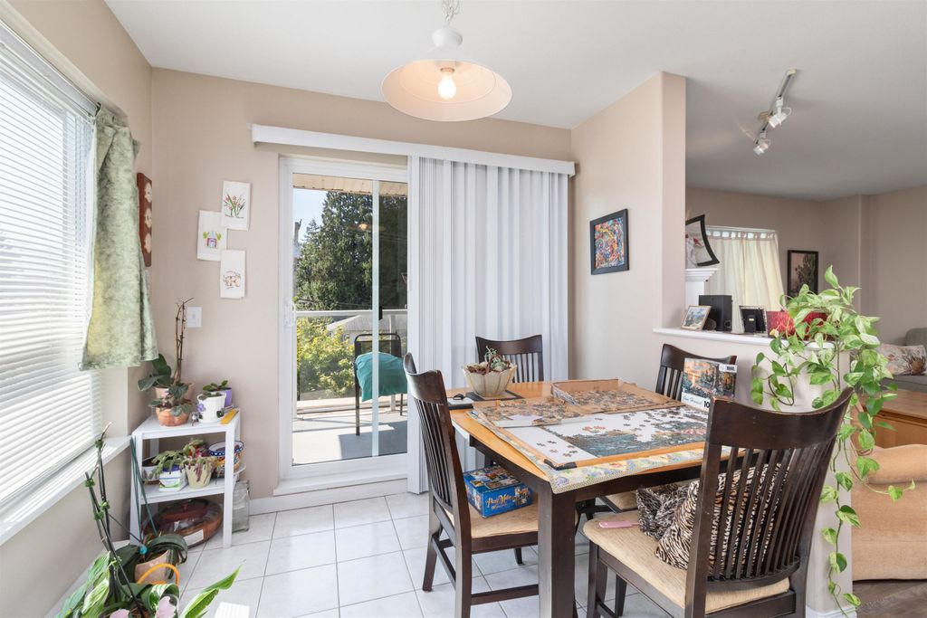 listing image 1109352739362992856