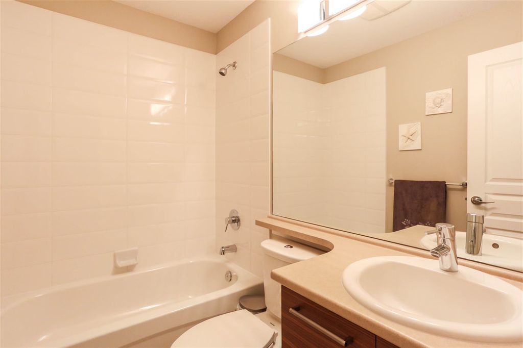 listing image 1101141818552599099