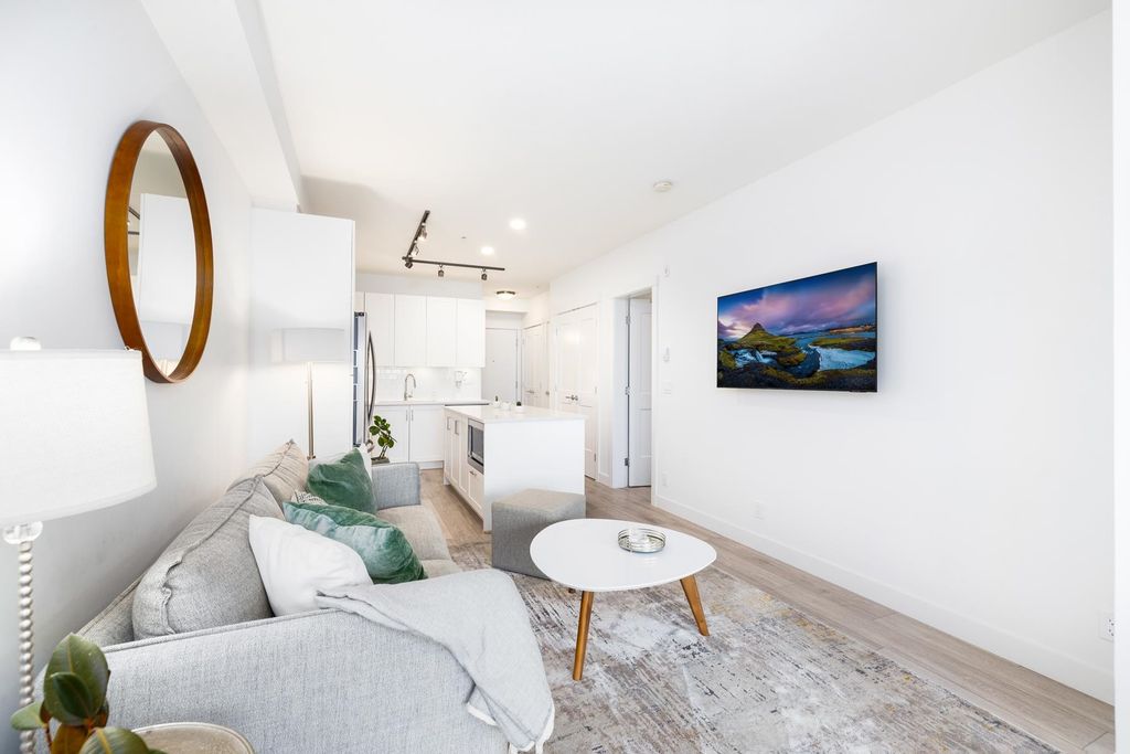 listing image 1107359322862633874