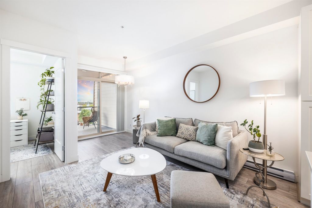 listing image 1109118850389944343