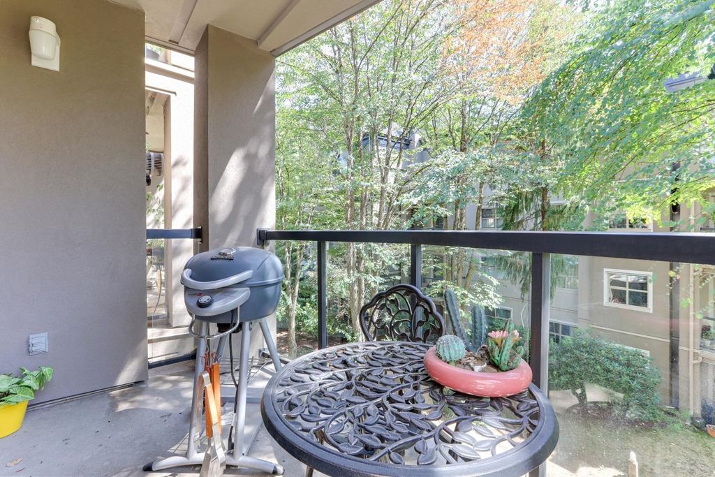 listing image 1104820286646257427