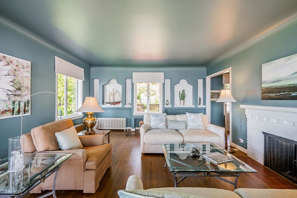 listing image 1104892953120057883