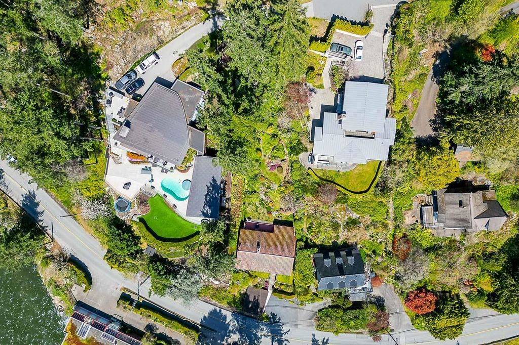 listing image 1105494351552460721