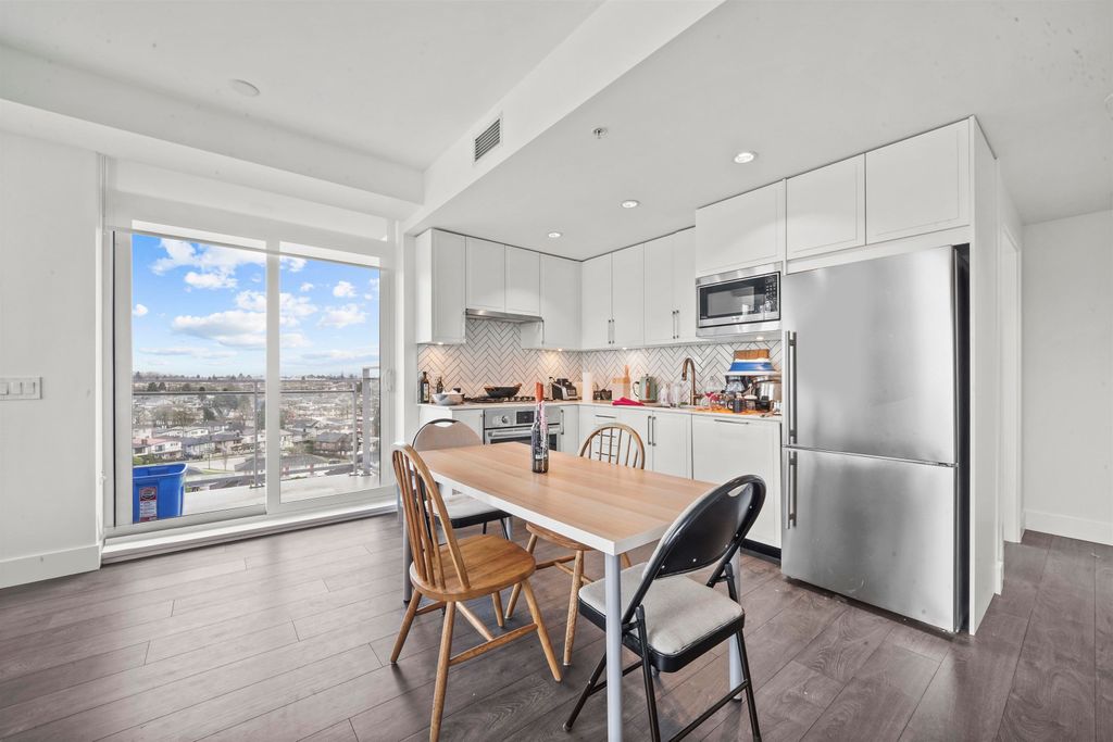 listing image 1108156217249899896