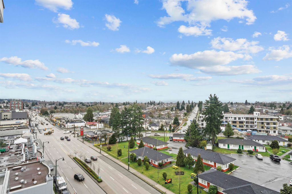 listing image 1109890061277561216