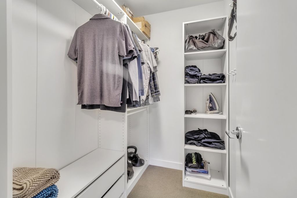 listing image 1100695902612906708