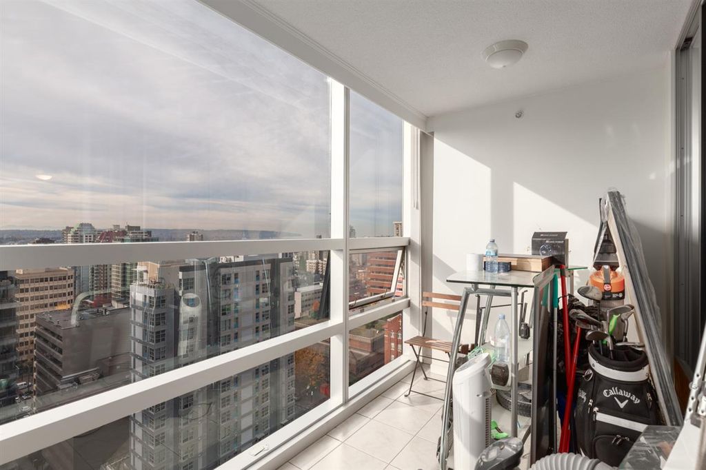 listing image 1104732291513401852