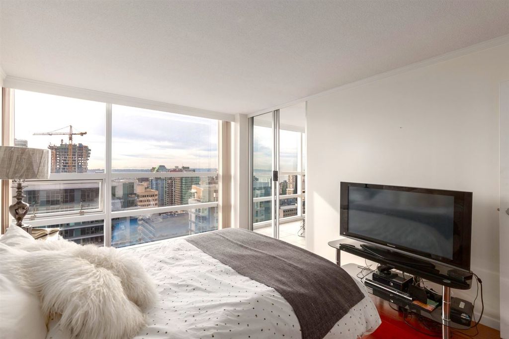 listing image 1106394184198724636