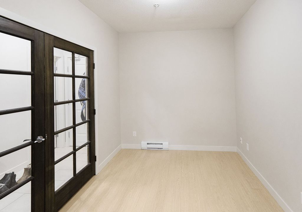 listing image 1102781122434156245