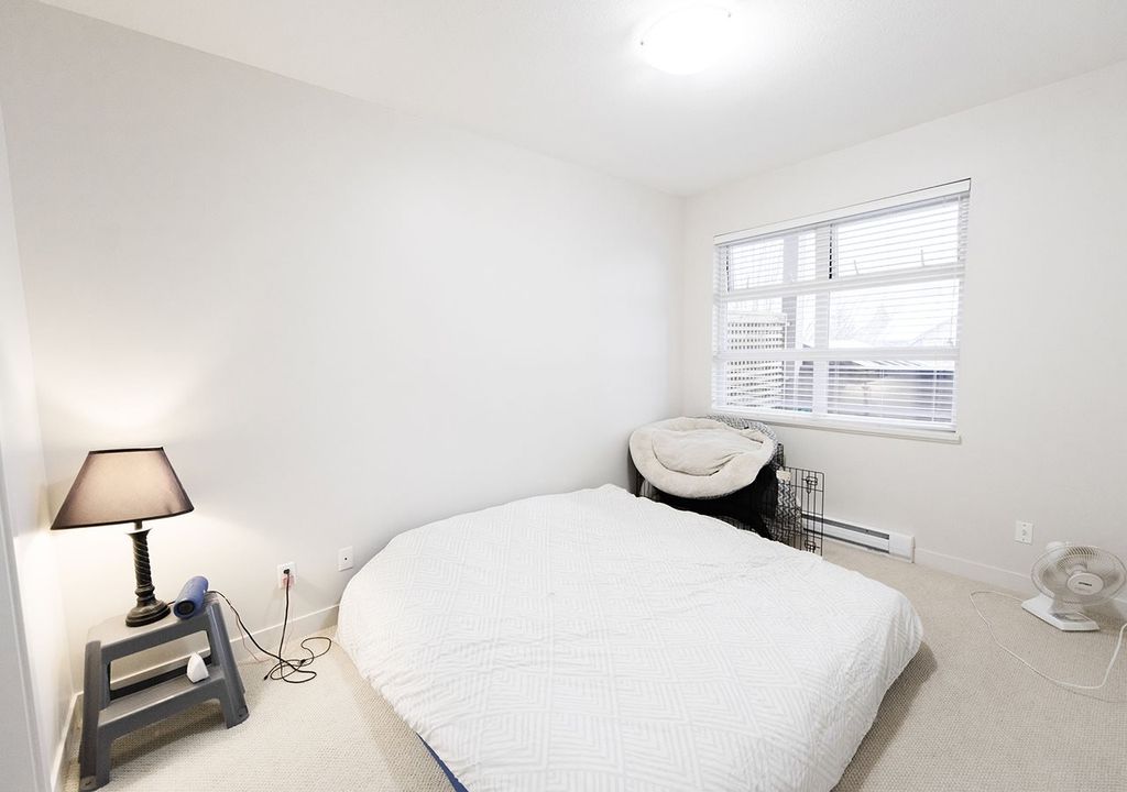 listing image 1104587216045133626