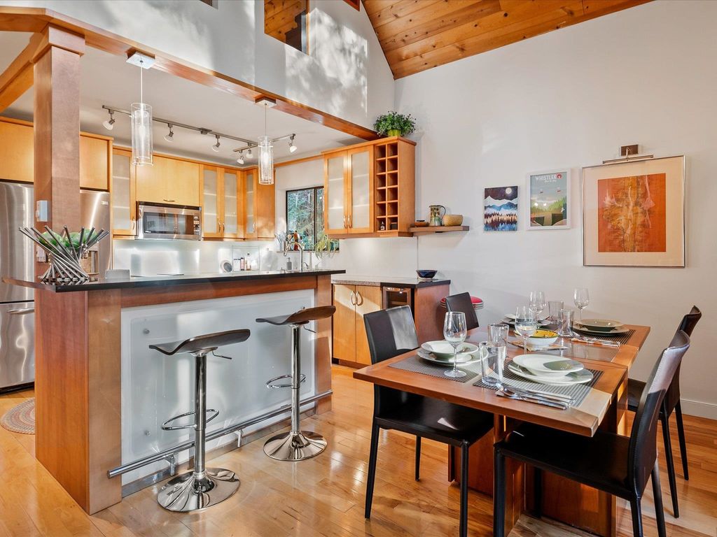 listing image 1104137312679326825