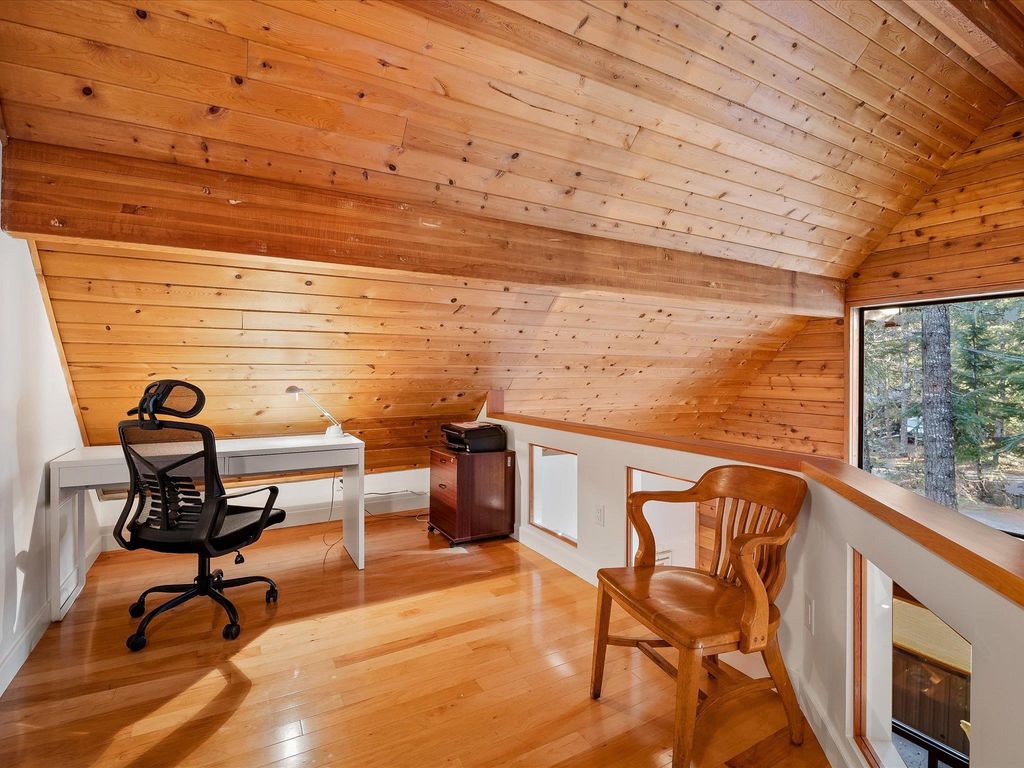 listing image 1102102985103622757