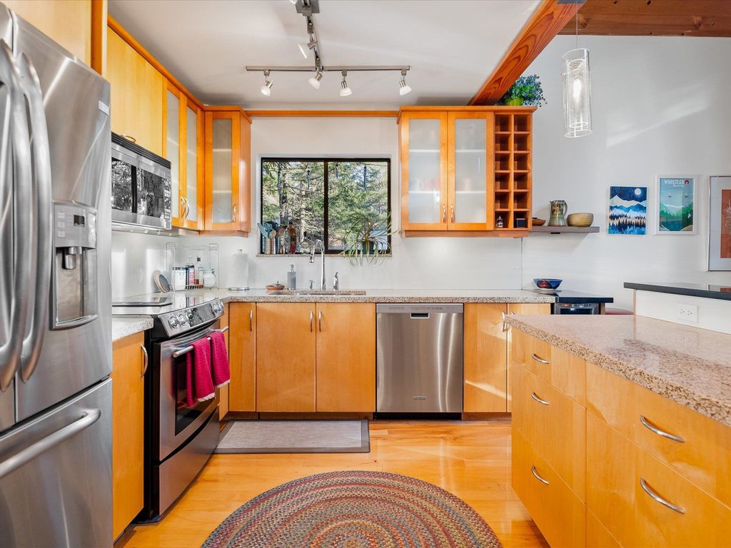 listing image 1103158511068262484