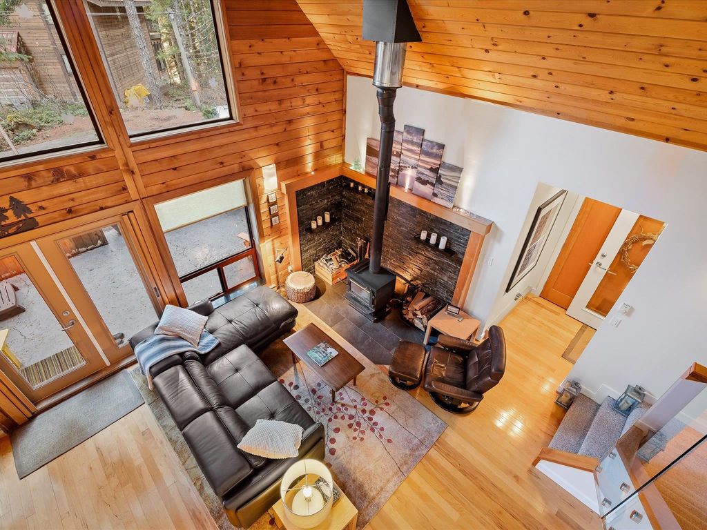 listing image 1102124495728842422