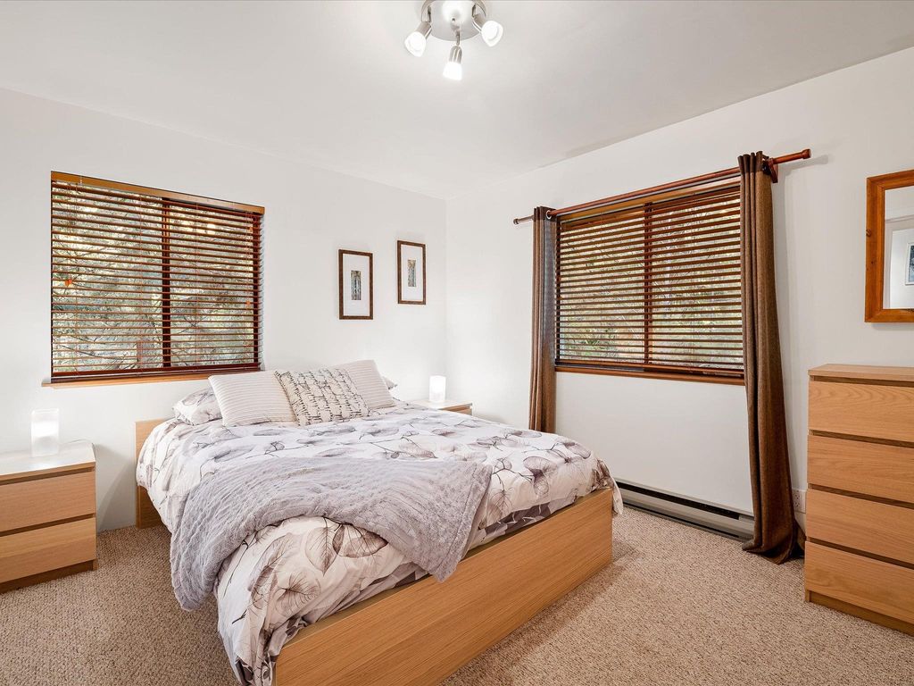 listing image 1100060138078612899